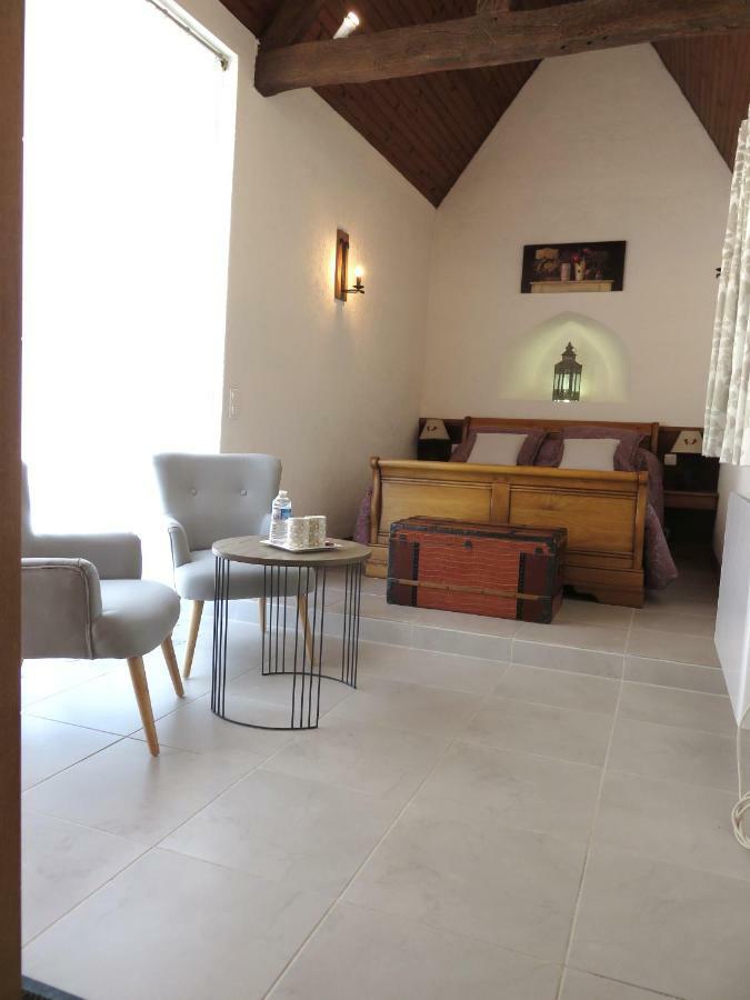 Le Manoir De Placy - Chambres D'Hotes 克莱西 外观 照片
