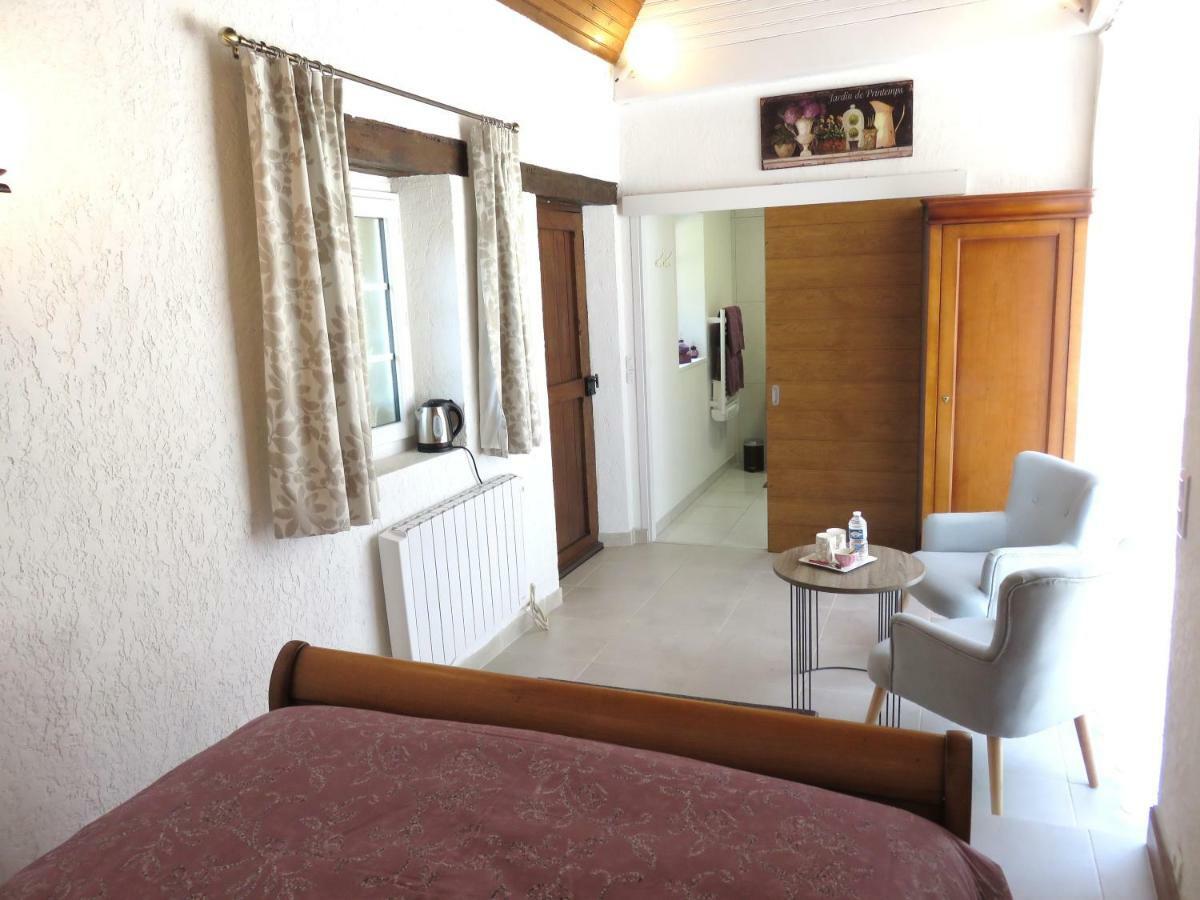 Le Manoir De Placy - Chambres D'Hotes 克莱西 外观 照片