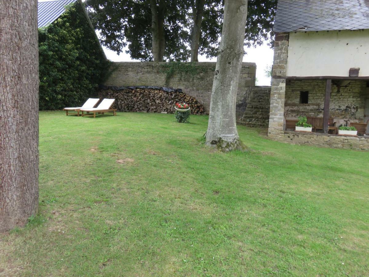 Le Manoir De Placy - Chambres D'Hotes 克莱西 外观 照片