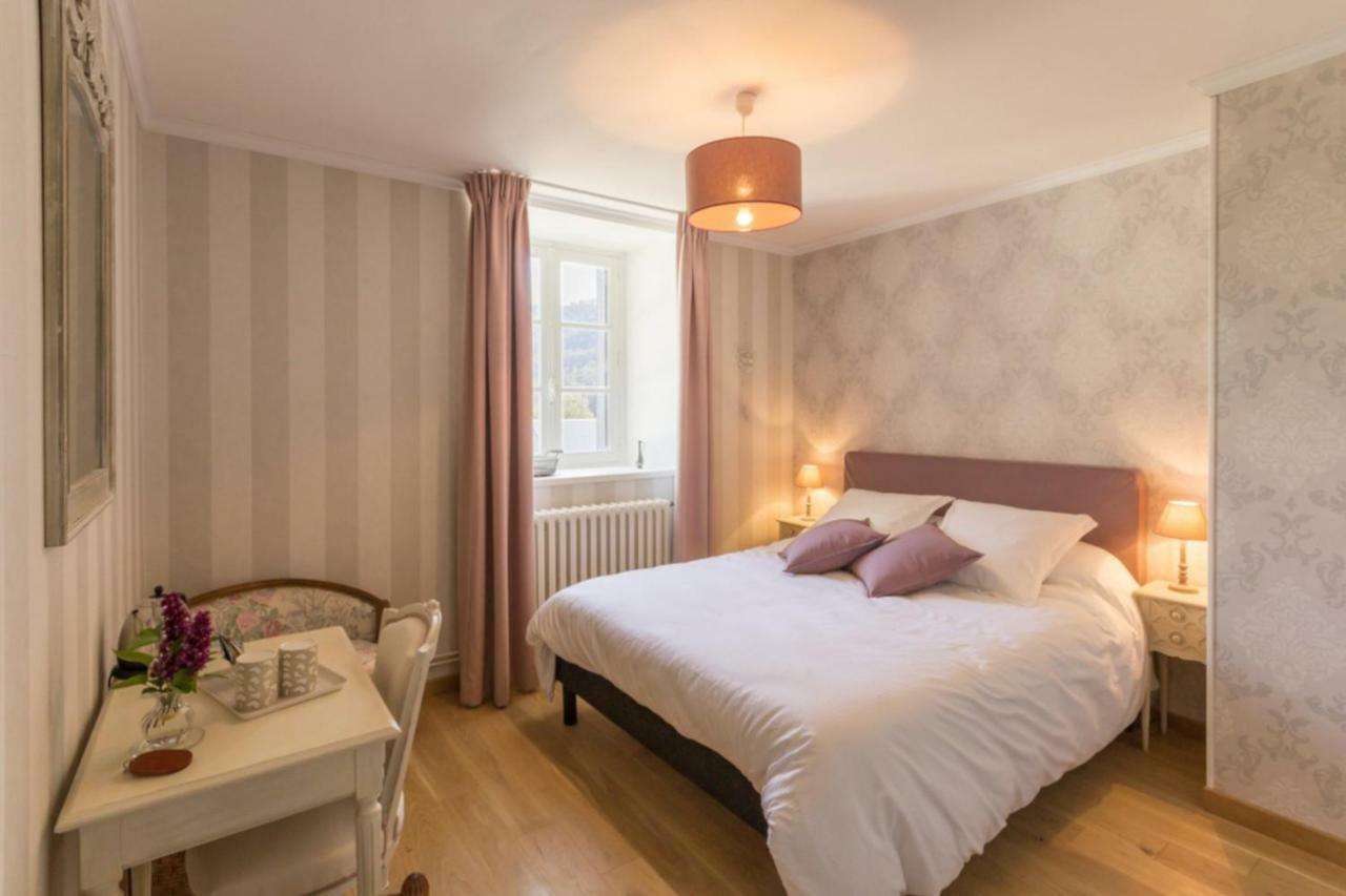 Le Manoir De Placy - Chambres D'Hotes 克莱西 外观 照片